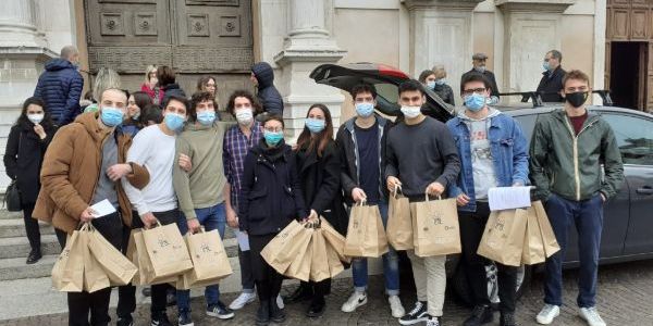 1627381372-foto ragazzi (1)